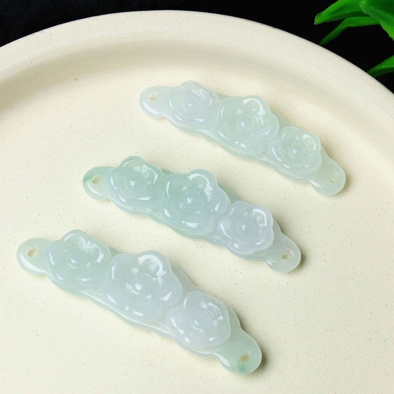 Jewelry & Watches Ltd - 1 Stück Natürlicher Jadeit Smaragd Blumen-Handkarte