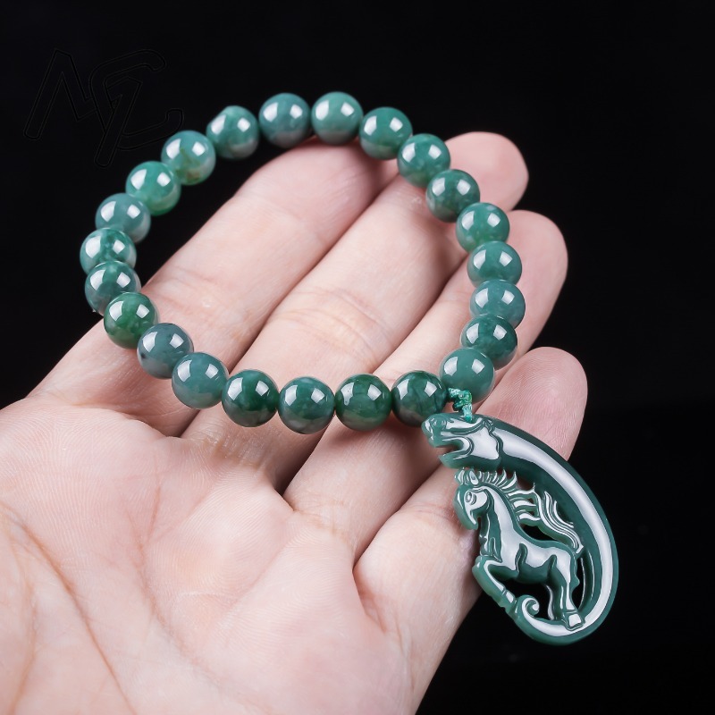 Natürliches Jadeit Blauwasser- – Jewelry & Watches Ltd Bewertung und Preis