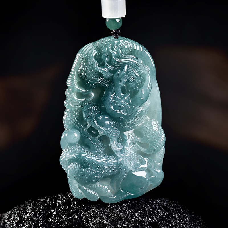 Natürliche burmesische Jadeit- – Jewelry & Watches Ltd Bewertung und Preis