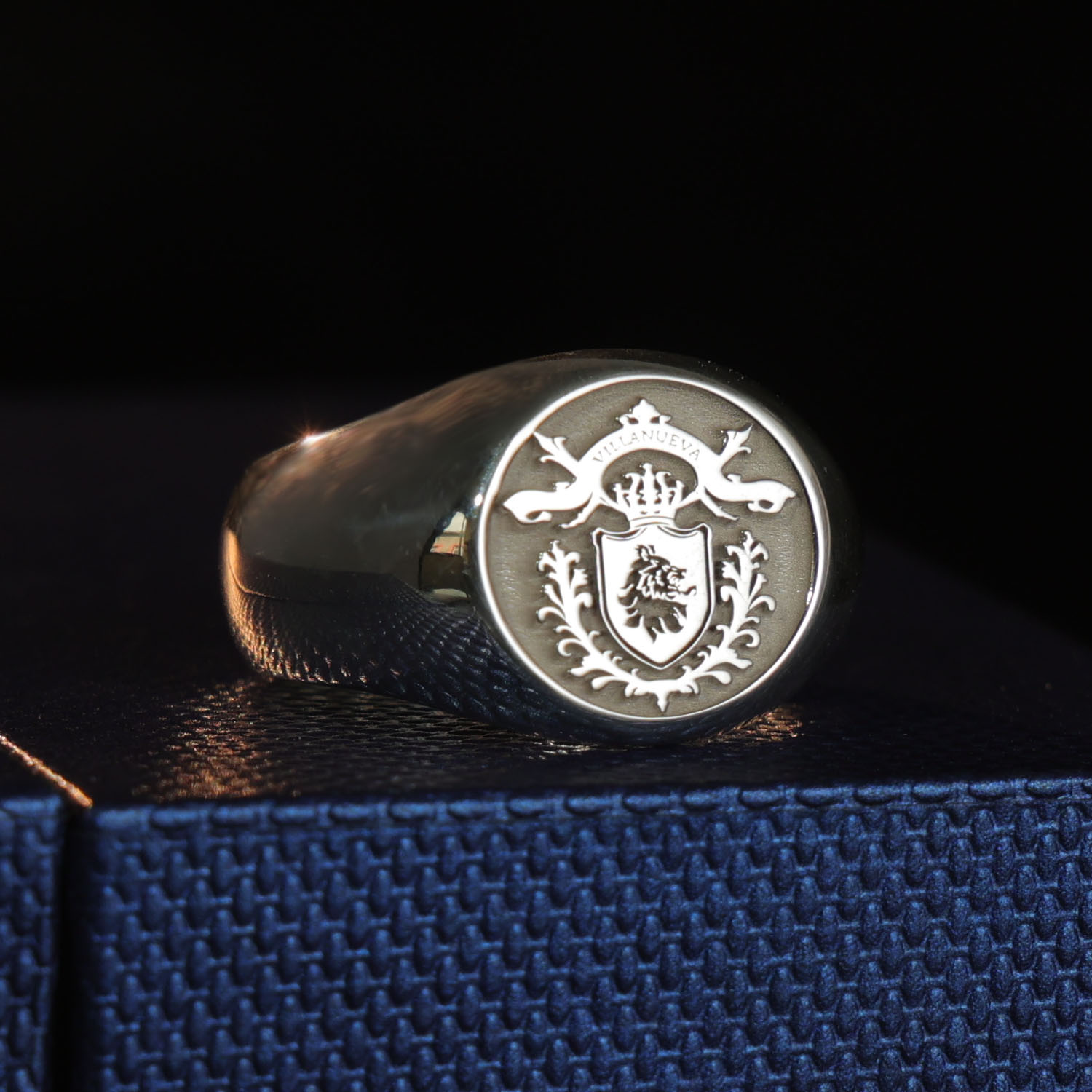 17mm runder Herrenring aus mas – Mens Signet Ring Bewertung und Preis
